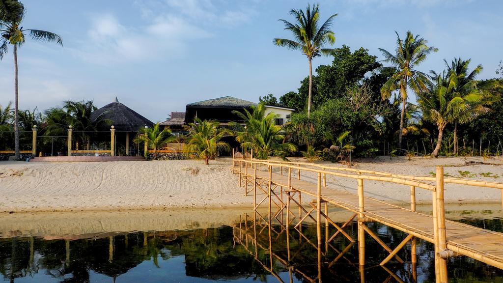 Le Palme Beach Resort Pandan Εξωτερικό φωτογραφία